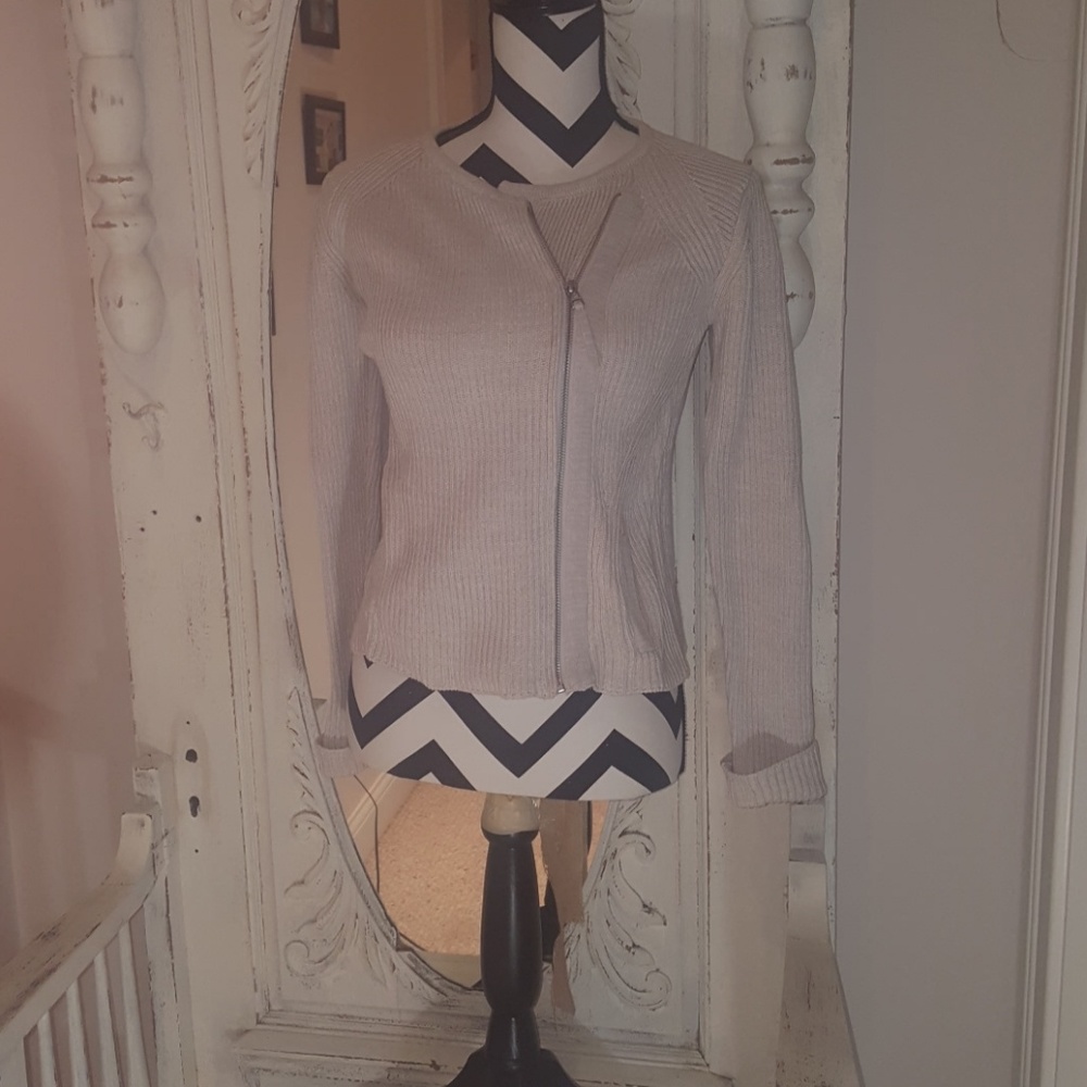 Beautiful Wrap London sweater